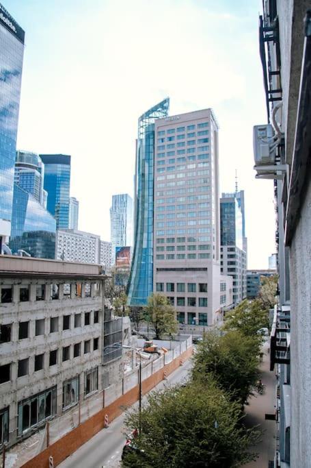 Przytulne Mieszkanie W Centrum Варшава Екстер'єр фото